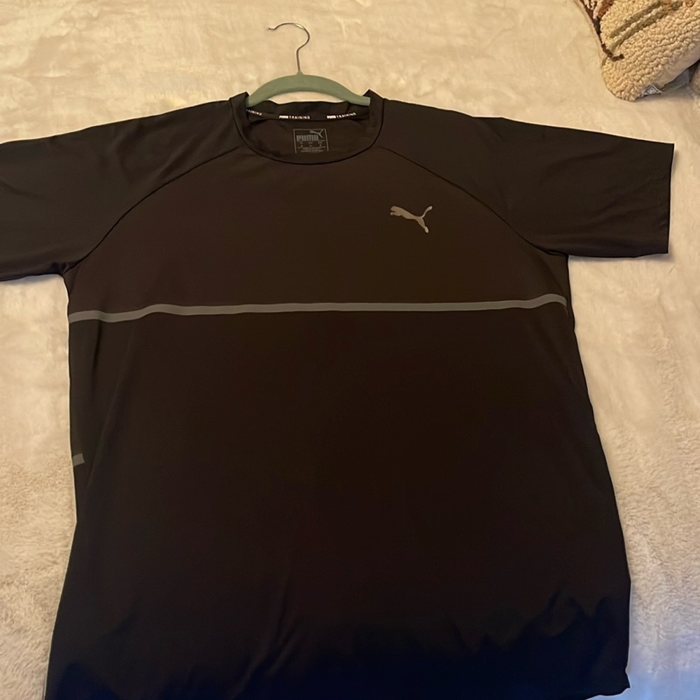 Men’s large puma shirt
